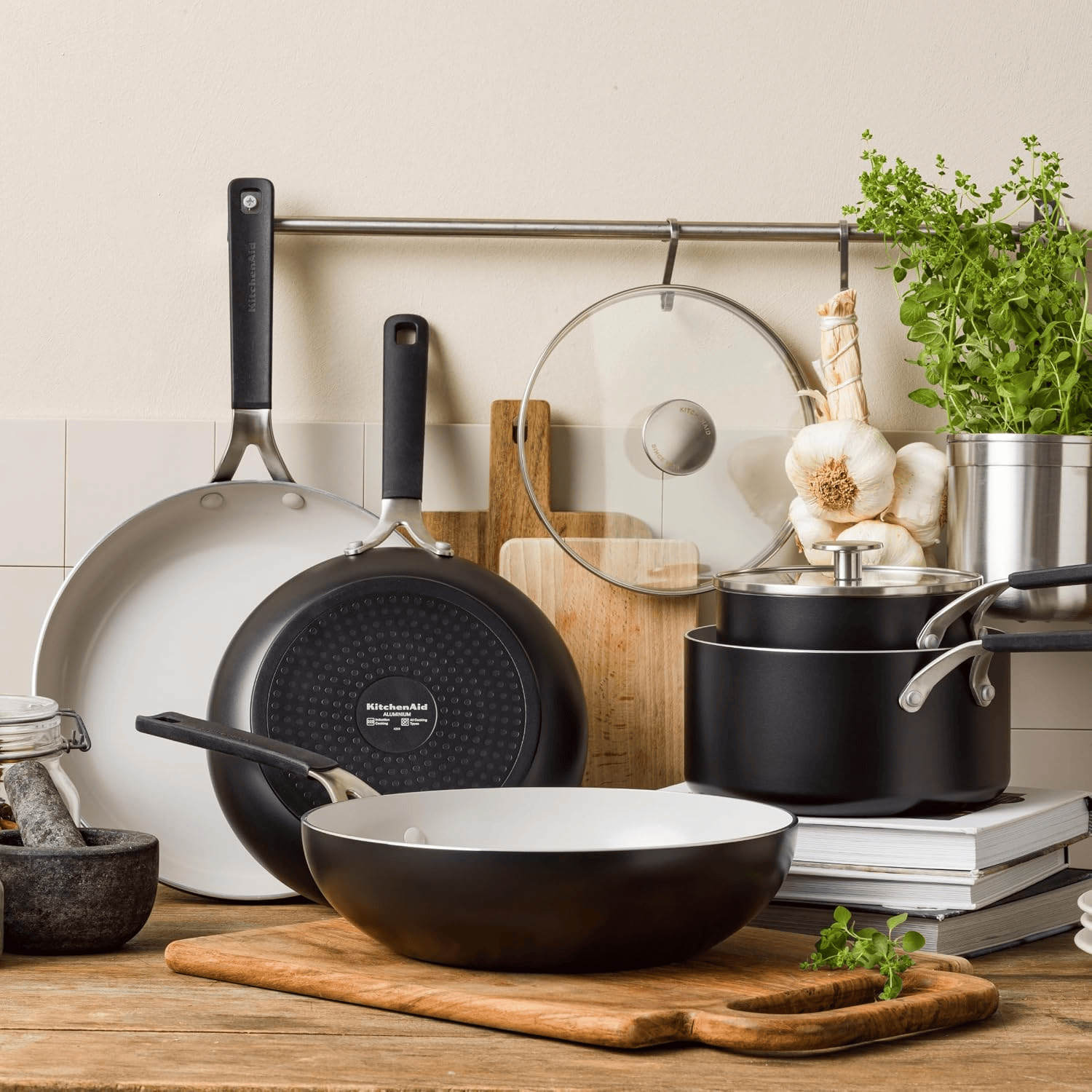 KITCHENAID OPEN - WOKPAN 28 CM 4894871081321